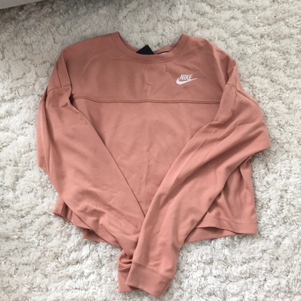 Nike crop